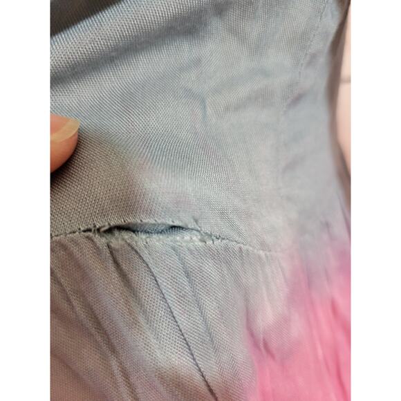 En Crème Multicolor Striped Long Sleeve Blouse Size Medium new with flaws - Picture 9 of 13